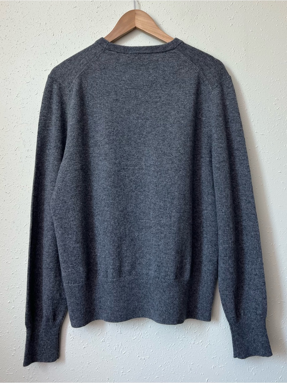 New Everlane CASHMERE SLIM CREW SWEATER Heather Charcoal Size L - Picture 4 of 12